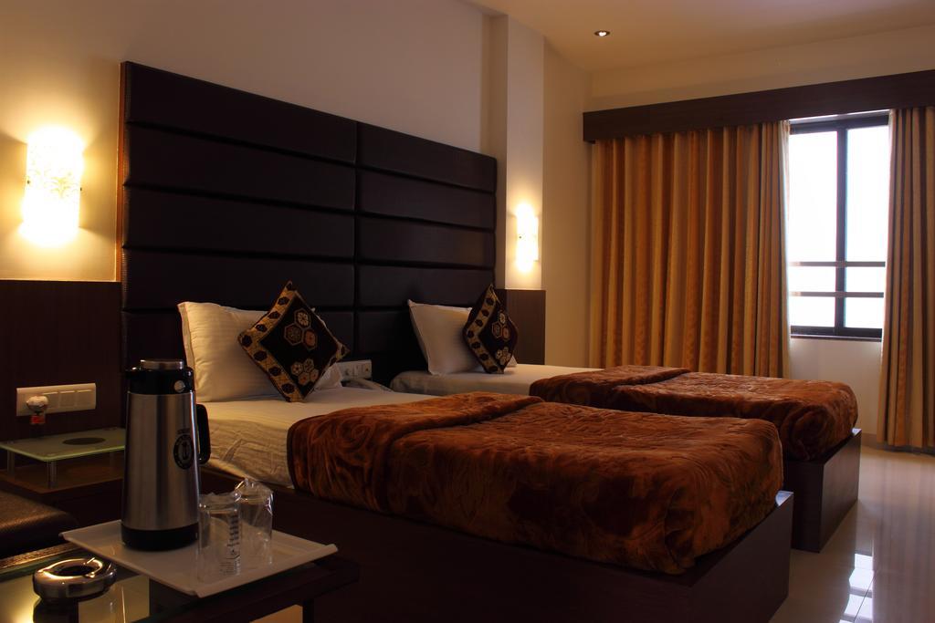 Hotel Apex Surat Luaran gambar